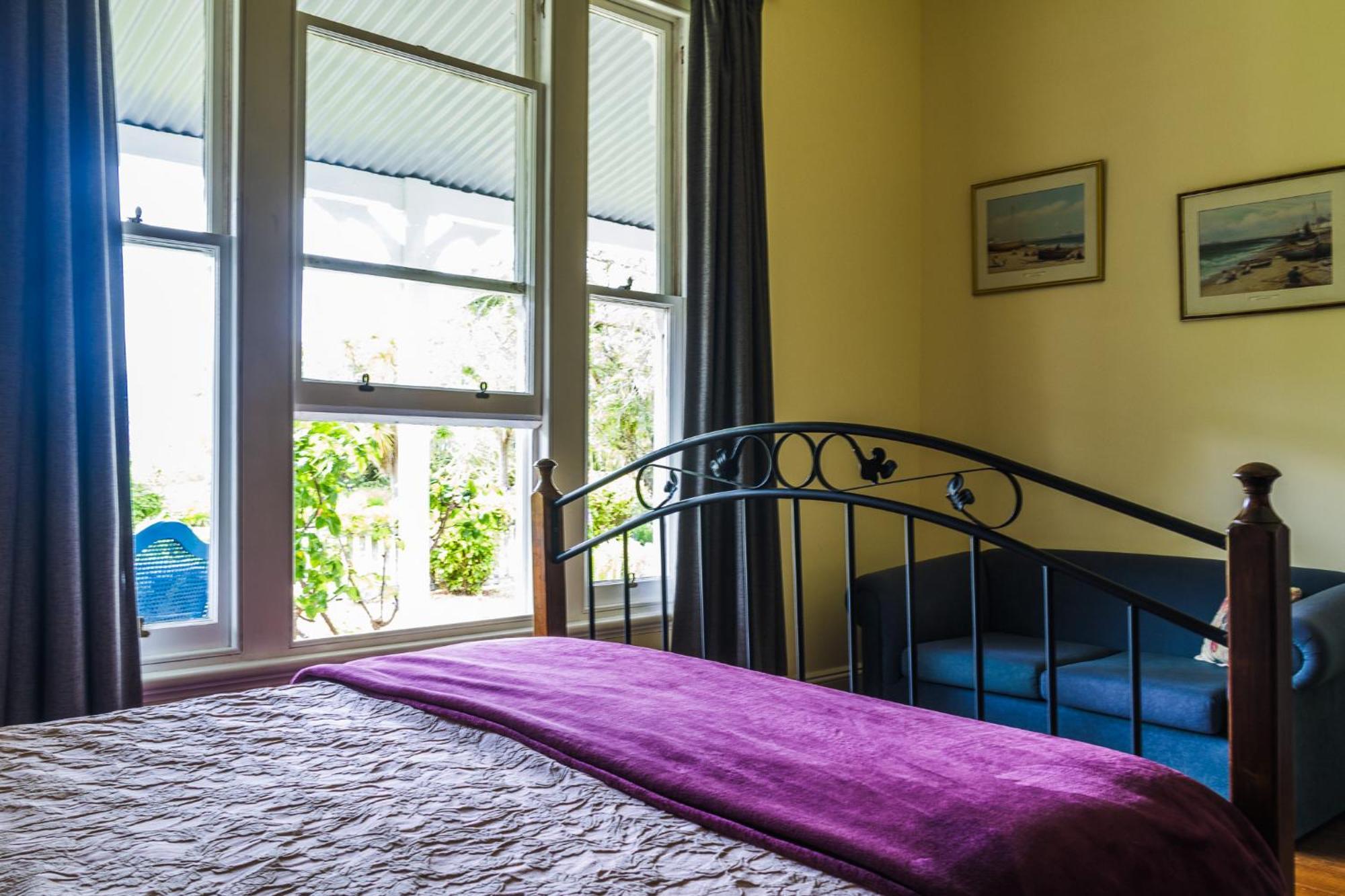 Halfmoon Cottage Акароа Екстер'єр фото